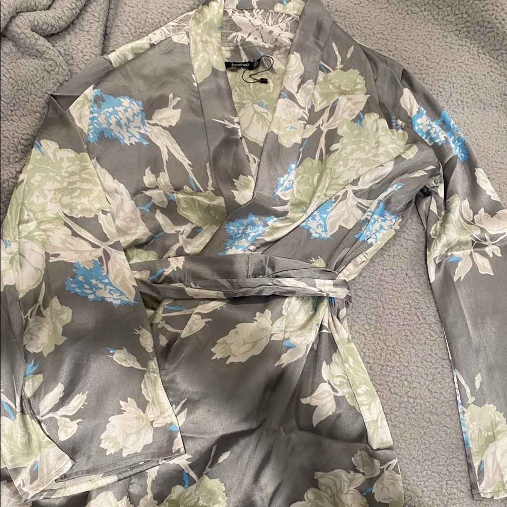 Silk floral print robe